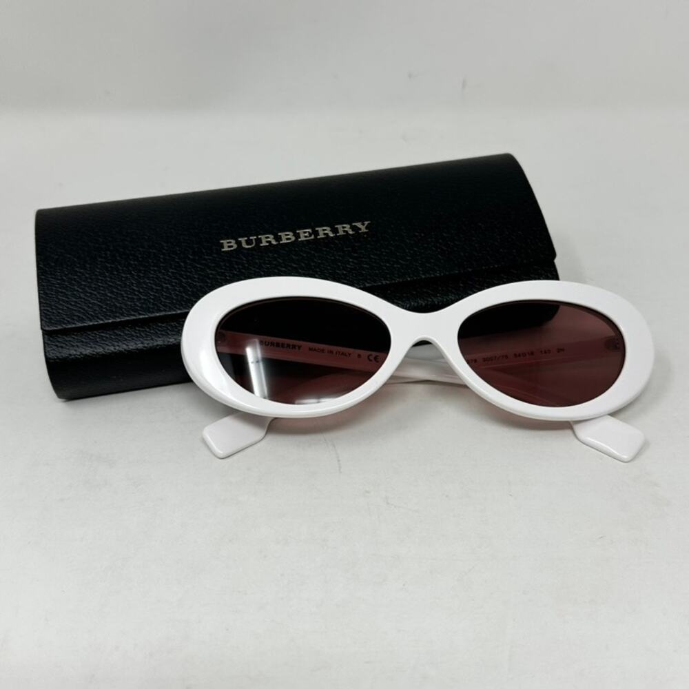 Burberry Women's White Oval Sun Glasses Designer Summer Style Classic Timeless - Picture 1 of 13